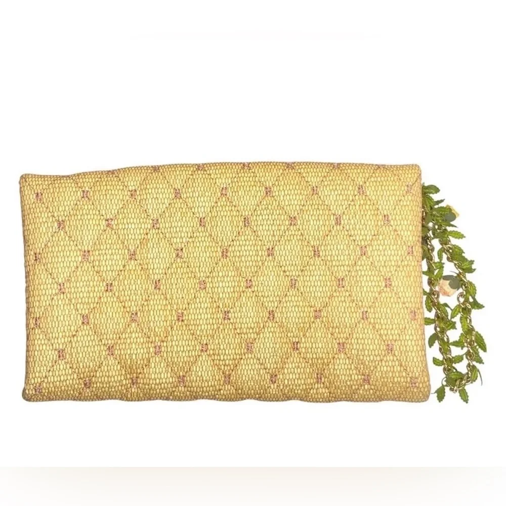 Valentino limited edition rose petal clutch bag - Picture 2 of 8